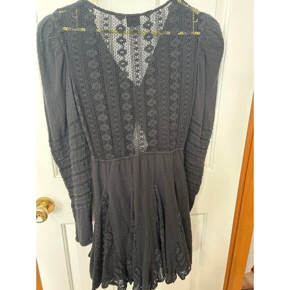 Hemant & Nandita Juhi black mini intricate lacy flared skirt - Picture 3 of 7